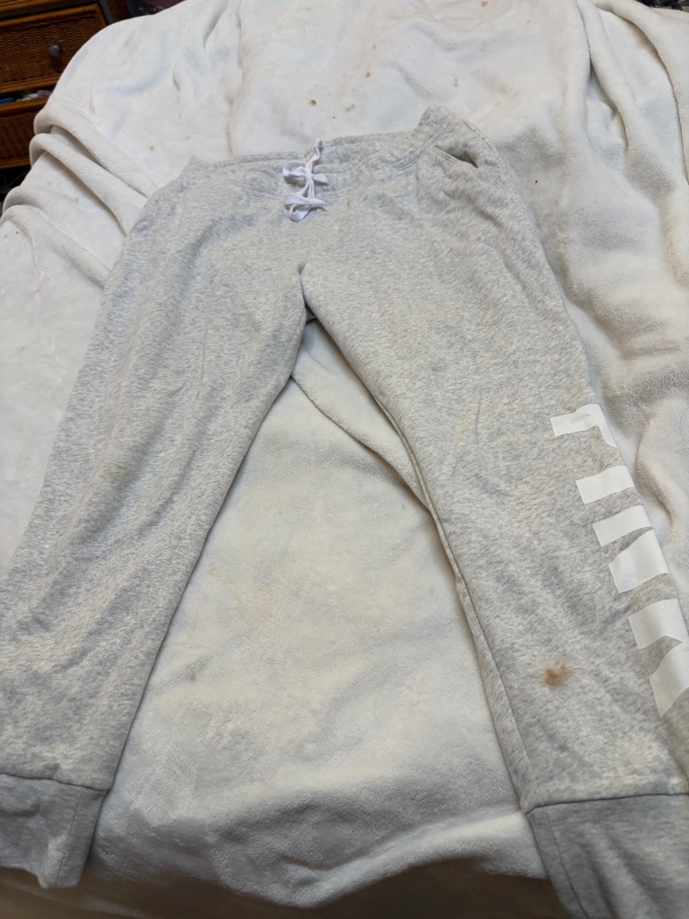 Pink sweatpants - Picture 1 of 1